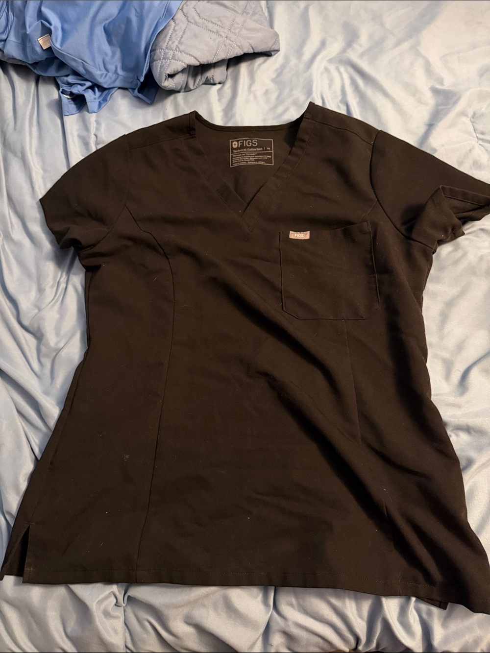 Figs women's Black V-Neck Scrub Top with Chest Pocket